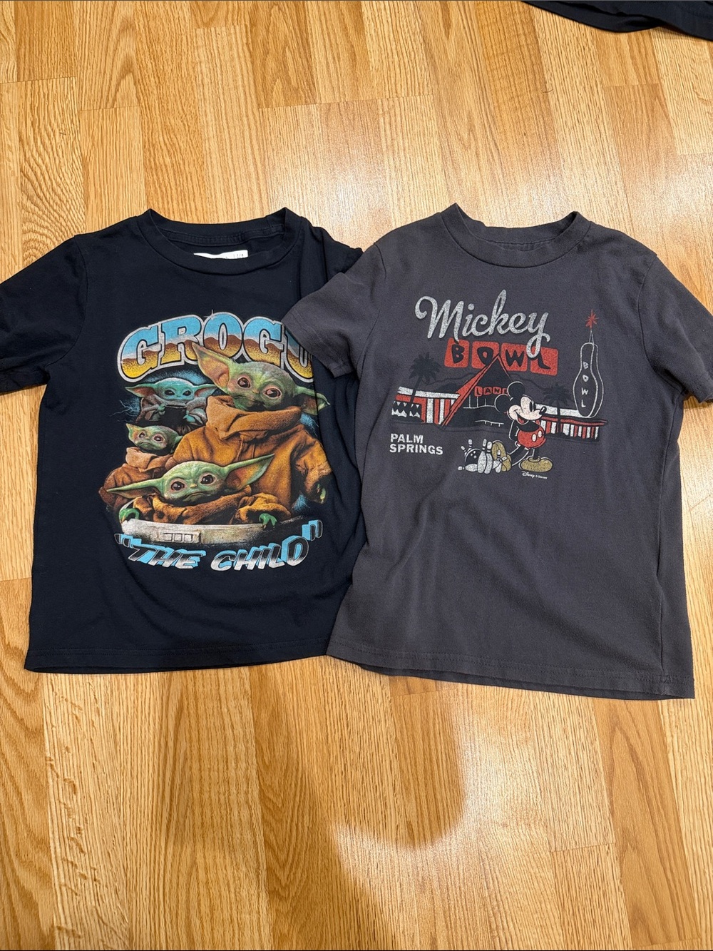 Abercrombie kids boys size 7/8 Mickey and Grogu